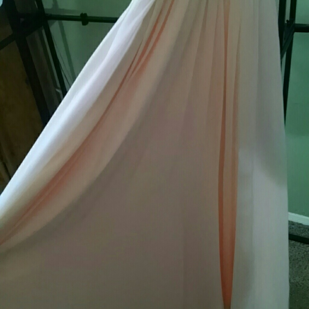 Prom dress - Picture 4 of 4